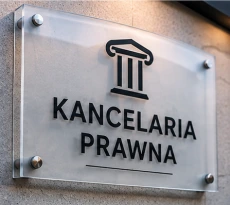 Szyld reklamowy na metalowych dystansach